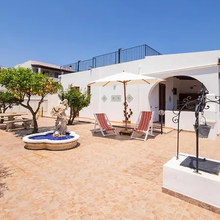 Loretta Holiday home Lipari (Isola Lipari)