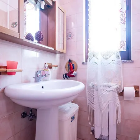 Loretta Holiday home *