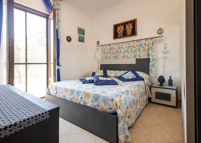 Loretta Holiday home